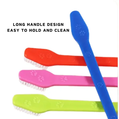 Achieve better dog dental health with this dual head toothbrush, designed for easy use and effective cleaning.