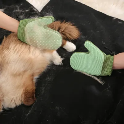 deshedding comb for cats (2) Lint roller glove for furniture