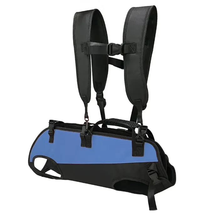 dog carrier for bike_1 Sturdy hardware and hook-and-loop fasteners are used in the construction of this backpack to secure the pet safely, preventing any accidental escapes or shifting while in transit. This design offers both security and reliability.