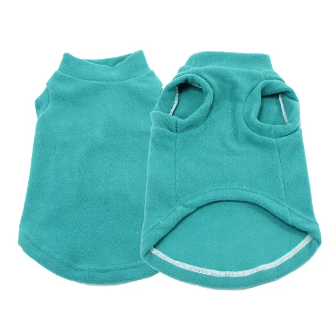 With a selection of trendy, Instagram-worthy colors, this fleece vest not only provides warmth but also adds a touch of style to pets’ wardrobes. These vibrant colors make pets stand out, ensuring they look fashionable during the winter season.