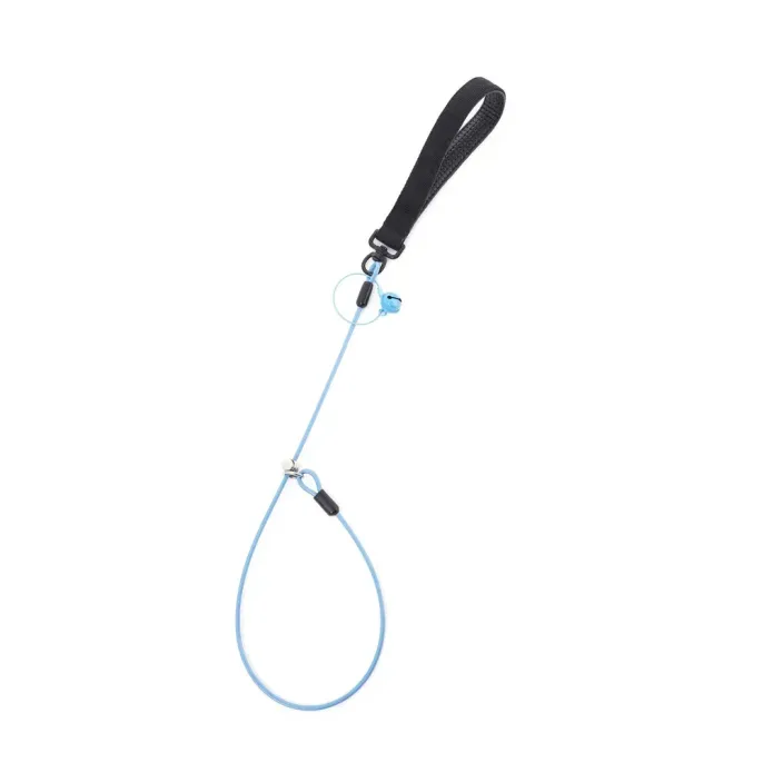 dog leash for pulling (3) Durable, Easy-to-Clean PVC-Coated Dog Leash: The PVC-coated design is both durable and easy to clean, ensuring that your leash stays in top condition for longer use.