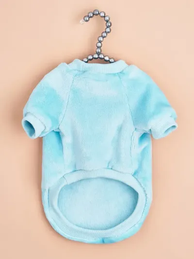 Perfect for Layering Under Coats: This cozy fleece sweatshirt is ideal for layering under jackets or coats, ensuring that pets stay warm no matter how cold it gets outside.