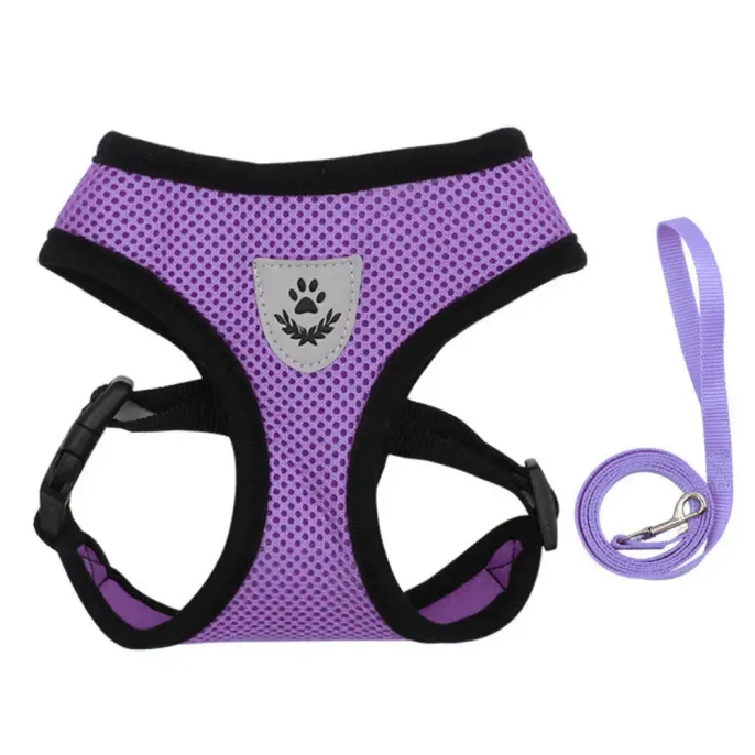 Breathable Mesh for Comfort: The harness is made with breathable mesh fabric, ensuring pets remain cool and comfortable during walks, preventing overheating and discomfort.