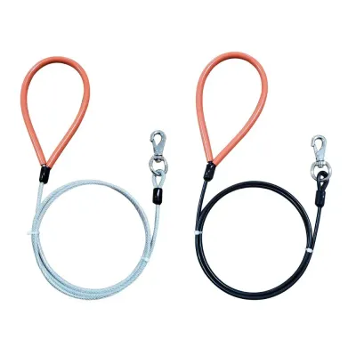 High-Strength Steel Wire for Durability: Crafted with thickened steel wire, this leash provides maximum durability, making it perfect for strong or active pets that require a secure and reliable leash.