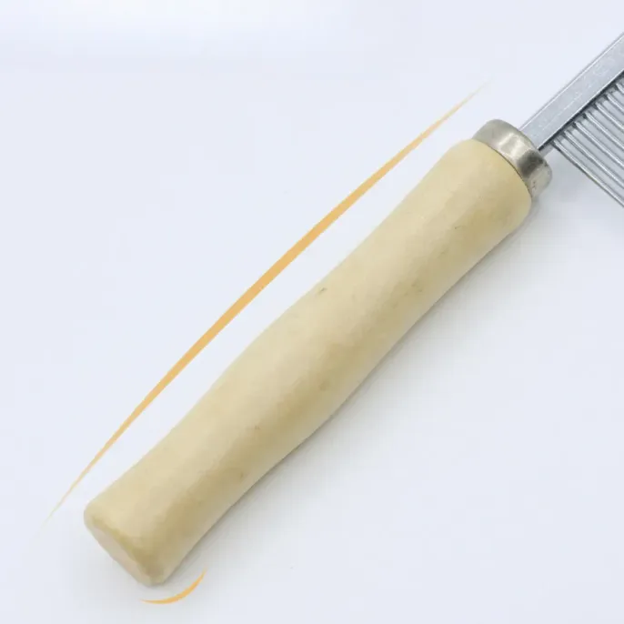 Single-sided Metal Grooming Comb with Wooden Handle