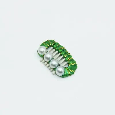 pet hairclips (5) These versatile BB clips are perfect for small dog breeds like Yorkies and Maltese. They offer frizz control, a secure hold, and gentle styling, making them a great choice for businesses looking to stock high-quality pet accessories.