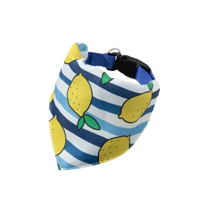 dog bandanas (2) Stylish pet bandana with a trendy print design, equipped with a high-quality buckle and iron ring for leash attachment, combining fashion and function.
