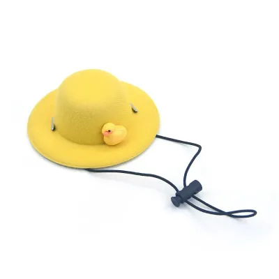 Cute Duck Design: This adorable duck-shaped pet hat adds a playful, cute touch to any pet’s look, making it ideal for cosplay or everyday fun.