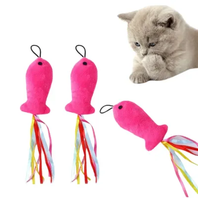 This plush fish and mouse toy with streamers is designed to keep lazy cats active, helping them maintain a healthy body shape while playing.