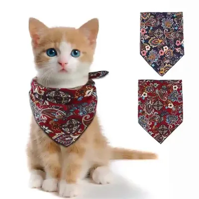 Cat Bandana (3) The pet saliva towel and retro-style bandana are made from premium cotton, ensuring comfort and breathability for pets. This high-quality product is perfect for pet retailers seeking stylish and functional accessories.