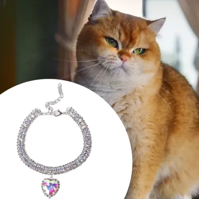 Rhinestones Cat Collar with Bling Charm Details Shiny Heart-shaped Diamond Pet Necklace