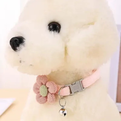 Adjustable Pet Necklace with Flower Charm and Bell Dog Collar Adjustable Pet Necklace with Flower Charm and Bell