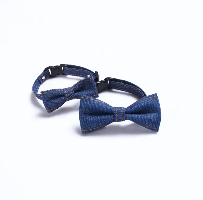 Pet Denim Bow Tie Collar (7) Adjustable Neck Strap: The collar features an adjustable neck strap, ensuring a customizable fit for pets of various sizes.