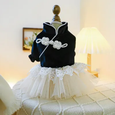 dog clothes wedding (1) The dress is designed to be both stylish and practical. Its materials are easy to clean and maintain, ensuring that it remains in great condition even with frequent use. Retailers will appreciate this low-maintenance option for their customers.