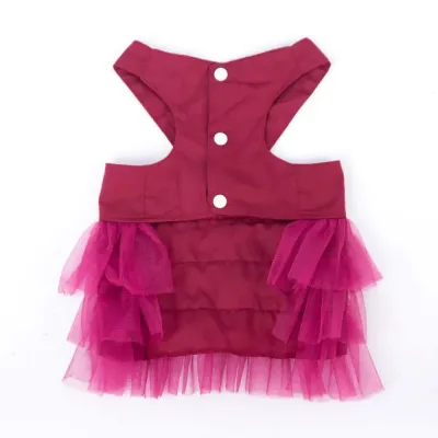 Designed with ease of use in mind, this rainbow tutu dress ensures a secure and comfortable fit, making it the perfect hassle-free costume for pet owners.