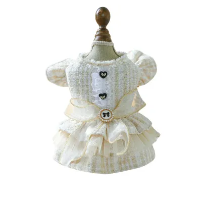 Make pets the center of attention at weddings and Valentine's Day events with this romantic princess tulle dress, designed for both comfort and style.
