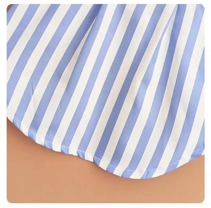 Soft, comfortable fabric that’s gentle on pets' skin.