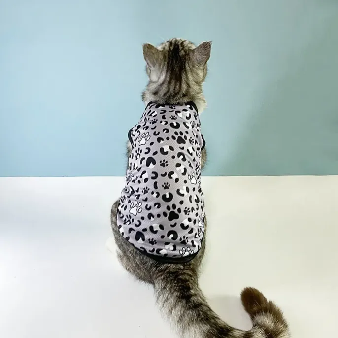 Soft, breathable fabric keeps pets cool and relaxed in the summer heat.
