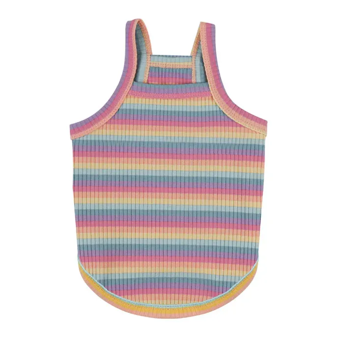 Pet-friendly materials with good resilience and durability.