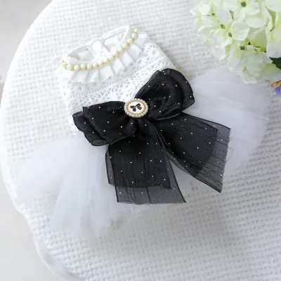 dog clothes pet (4) The tiered lace and ruffle skirt design adds volume and grace, giving pets a truly fashionable and luxurious appearance.