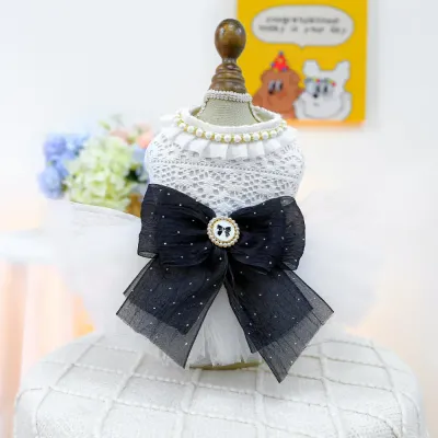 dog clothes pet (2) The tiered lace and ruffle skirt design adds volume and grace, giving pets a truly fashionable and luxurious appearance.