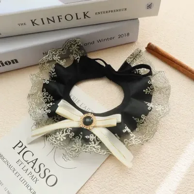 Stylish pet lace collar Fashionable pet neckwear