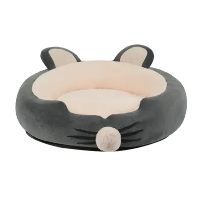 Adorable ear and nose design adds charm to this winter pet bed