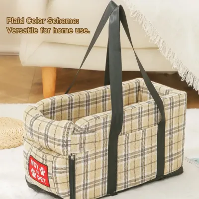 Secure seat with safety features for pet travel protection (1) Lightweight and easy to carry for on-the-go convenience