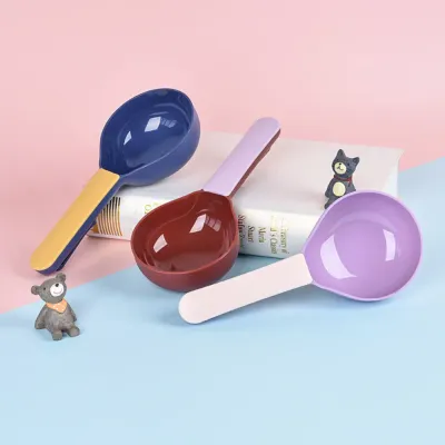 Cat Food Scoop with Handle