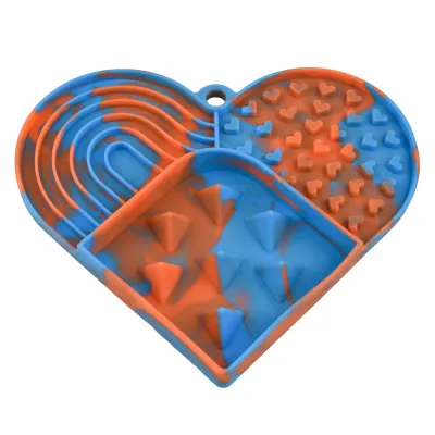 Heart-Shaped Non-Slip Slow Feed Design Silicone Pet Lick Mat_4