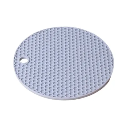 Durable Silicone Bird Slow Feeder Mat_1 Durable Silicone Bird Slow Feeder Mat_1