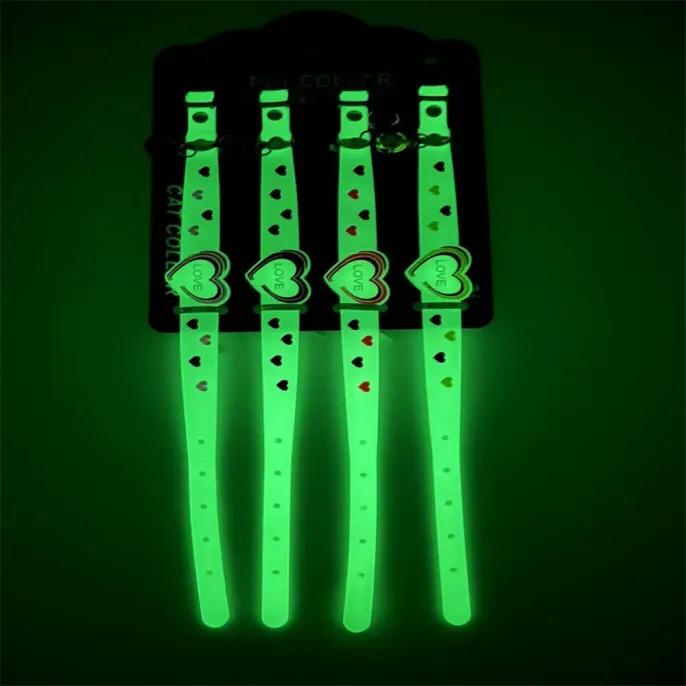 New Fluorescent Silicone Pet Collar – Cute Cartoon Design for Cats & Small Dogs New Fluorescent Silicone Pet Collar – Cute Cartoon Design for Cats & Small Dogs