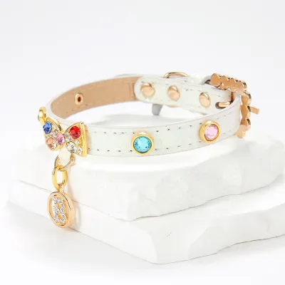 Luxury Rhinestone Cat Collar with Bow Charm – Adjustable Glitter Pet Necklace