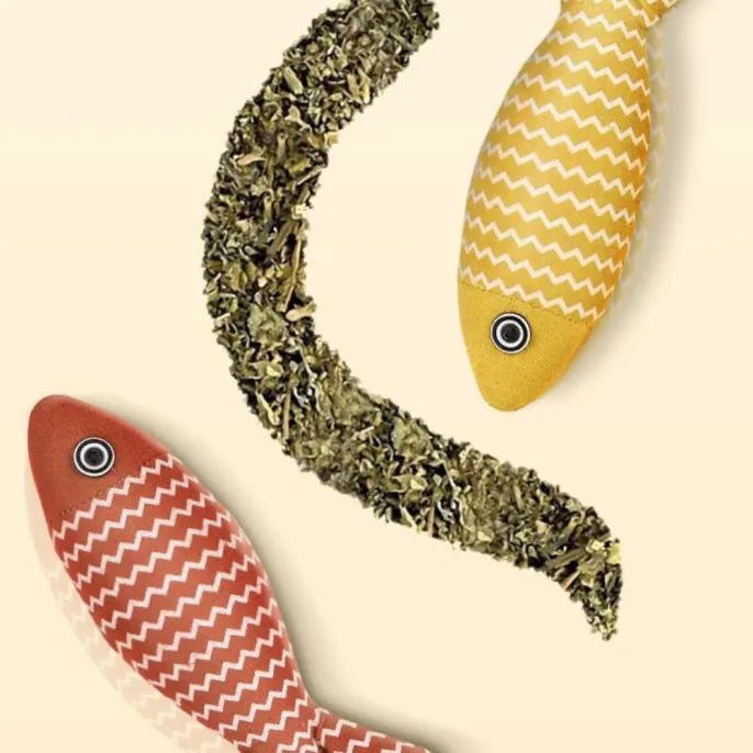 Colorful Interactive Squeaky Catnip Fish Shape Plush Cat Toy