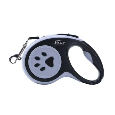 Black retractable dog leash with ergonomic anti-slip handle and automatic locking system for daily dog walking