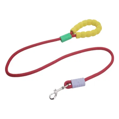 Red dog leash with cloud bubble foam handle and durable rope for small and medium dogs