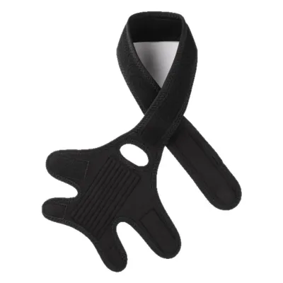 Ergonomic dog leg support brace with adjustable fit and reinforced support structure