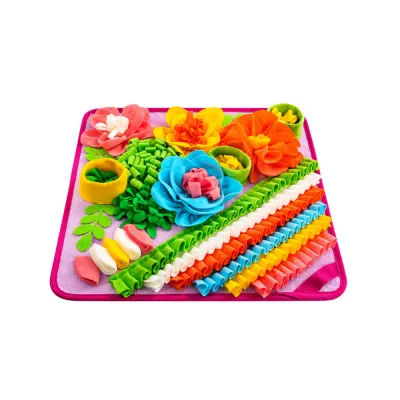 Colorful Dog Snuffle Mat for Mental Stimulation Colorful dog snuffle mat with flower design for interactive sniffing and enrichment training