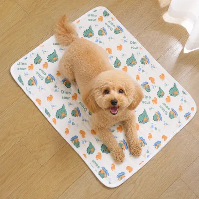 Wholesale Pet Cooling Mat Ice Silk Breathable Design Pet cooling mat featuring breathable ice silk fabric, three-layer structure and non-slip base for cats and dogs.